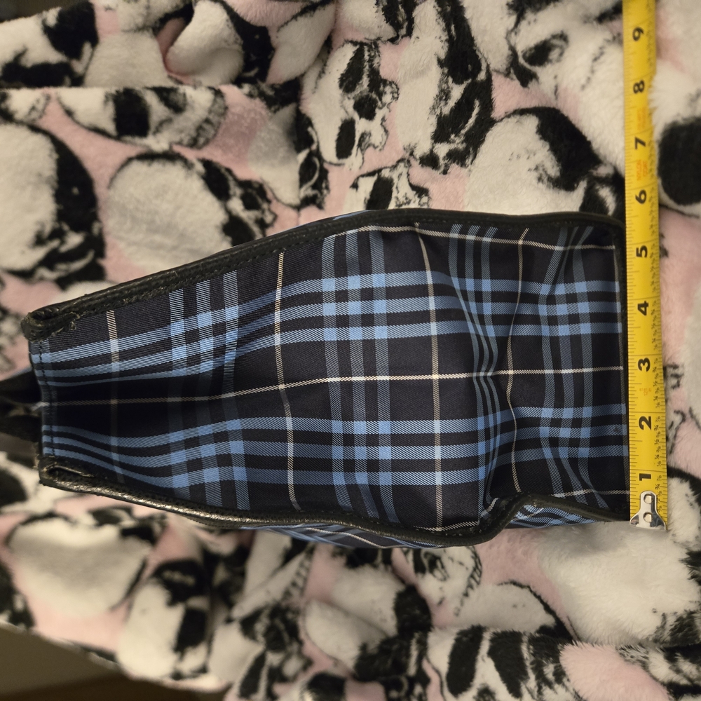 Burberry tote EUC - Picture 10 of 10